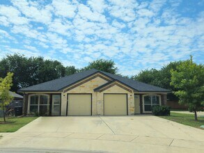 Building Photo - SLADECEK DUPLEX