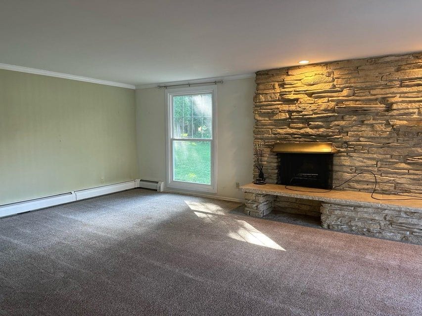 Building Photo - 856 Brickley Dr