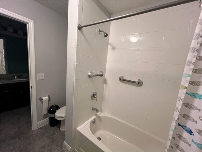 Building Photo - 5240 Landmark Dr