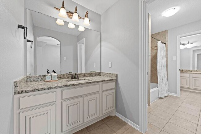 Building Photo - 110 Pickerel Point Ct