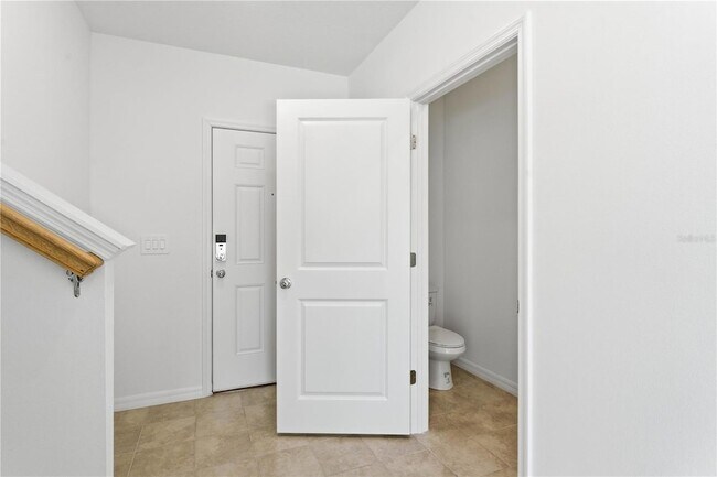 Building Photo - 5670 Nispero Wy