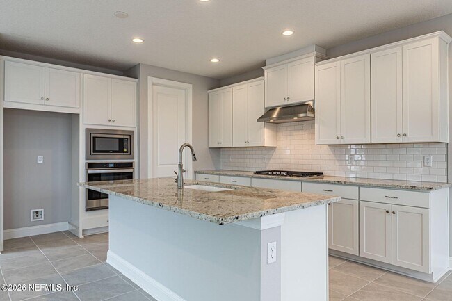 Building Photo - 11371 Newtonian Blvd