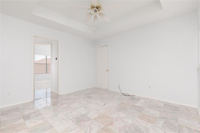 Building Photo - 1404 Hudspeth Dr
