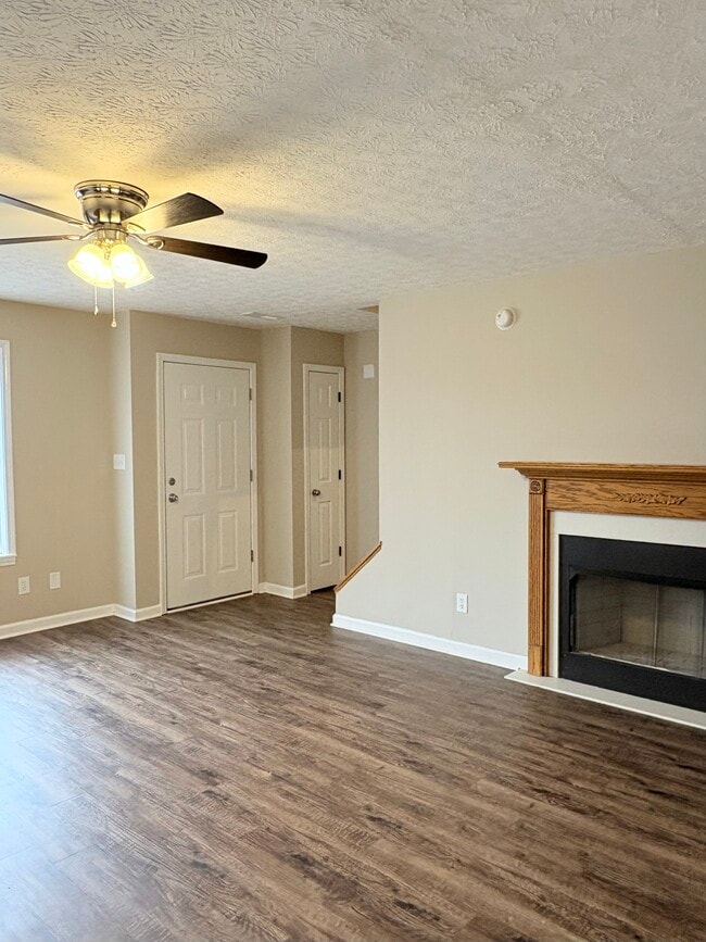 Building Photo - 117 Concord Dr