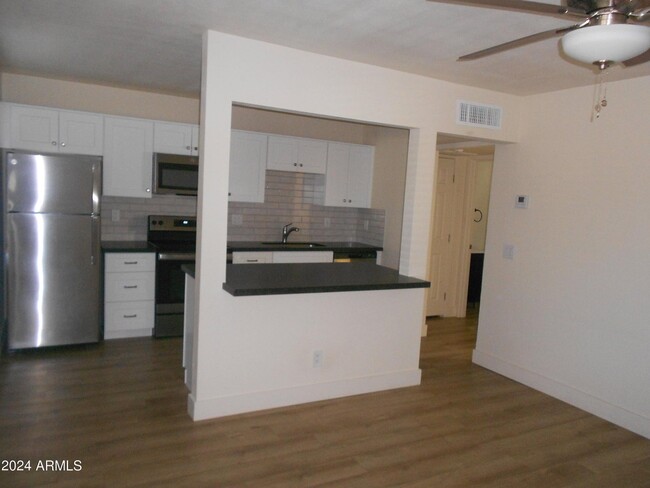 Kitchen Island - 3151 N 36th St