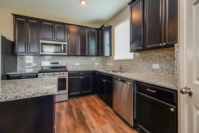 Building Photo - 5907 Palomaville Ct