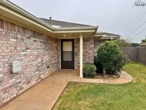 Building Photo - 5426 Ricci St