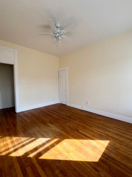 Building Photo - 270 Norfolk St