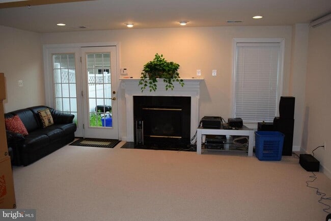 Building Photo - 12111 Pond Pine Dr