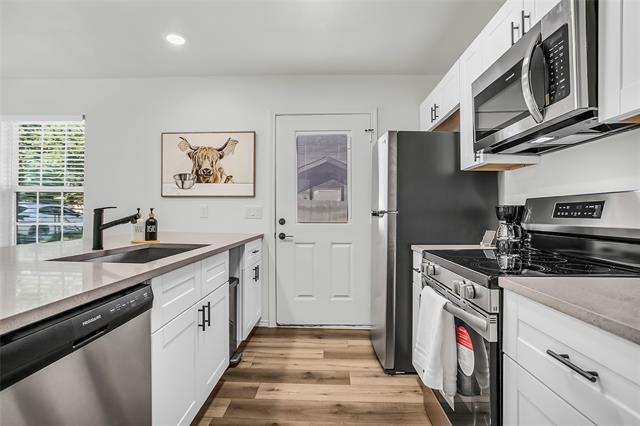 Building Photo - 308 S 3rd St