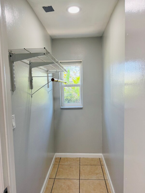Building Photo - 1128 Neptune Dr