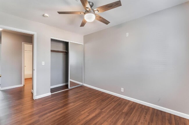 Building Photo - "Charming 3-Bed Oasis with 2 Full Baths in Vibrant Las Vegas - 1315 Sq Ft of Comfort!"