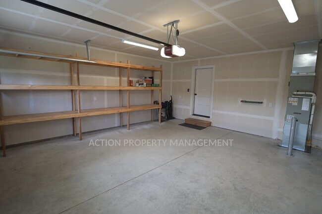 Building Photo - 2 bed + office, 2 bath home in Sequim