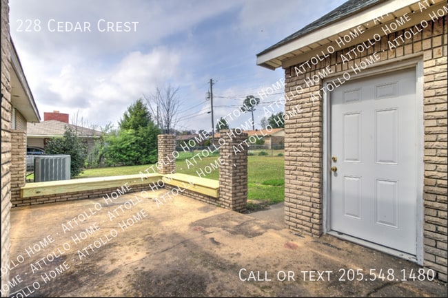 Building Photo - 228 Cedar Crest