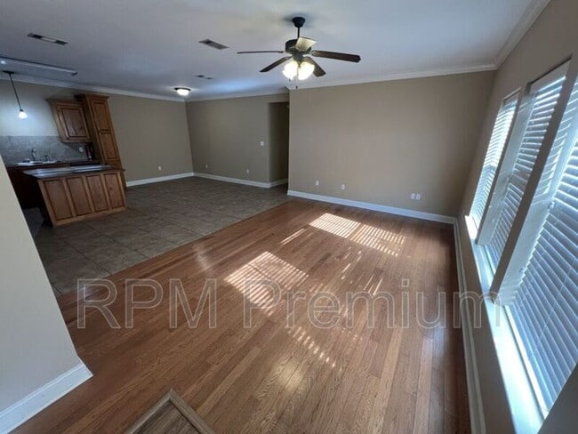 Building Photo - 767 Summer Breeze Dr