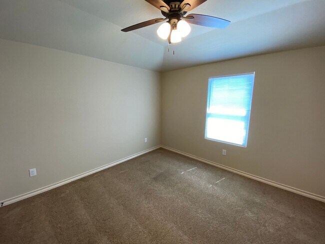 Building Photo - 14003 Fratelli Rd