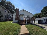 Building Photo - 2917 Kincaid Ave