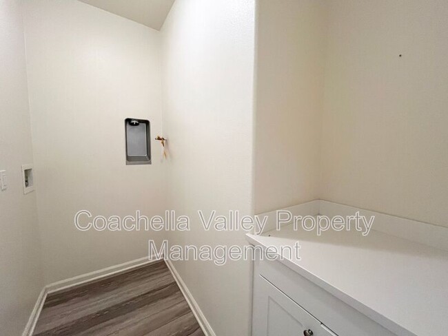 Building Photo - 84443 Passagio Lago Way