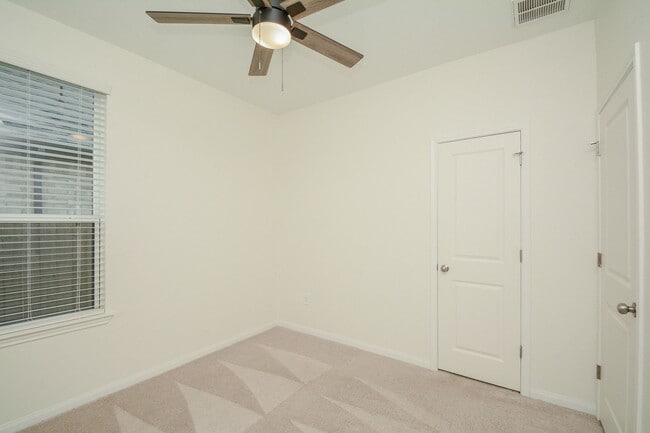 Building Photo - 18134 Sonresa Wy