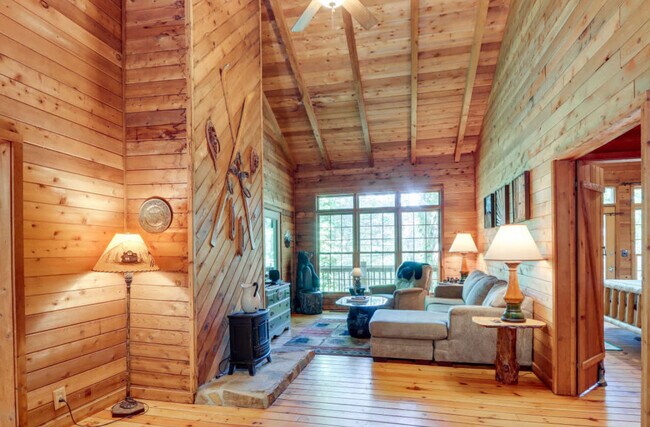 Building Photo - 808 Mill Stone Mountain Ln