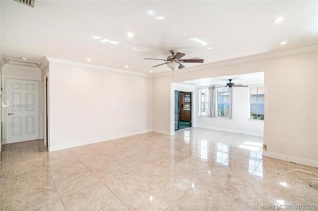 Building Photo - 611 NW 39th St