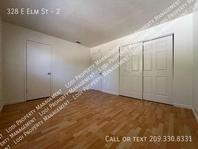 Building Photo - 328 E Elm St