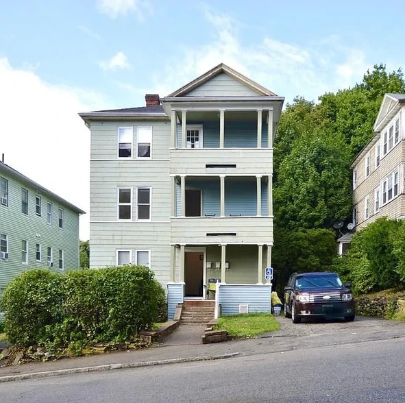 2 Parking Spots - 51 Catharine St