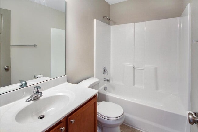 Building Photo - 303 Stonewall Creek Dr