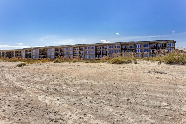 Building Photo - 382 S Fletcher Ave