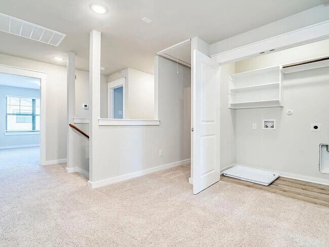 Building Photo - 515 Fieldwood Dr