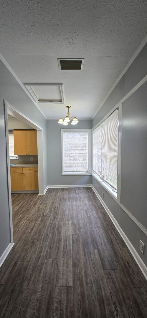 Building Photo - Beautiful 2/1 Single Family Home in Gibsonton! Apply for FREE This Holiday Season!