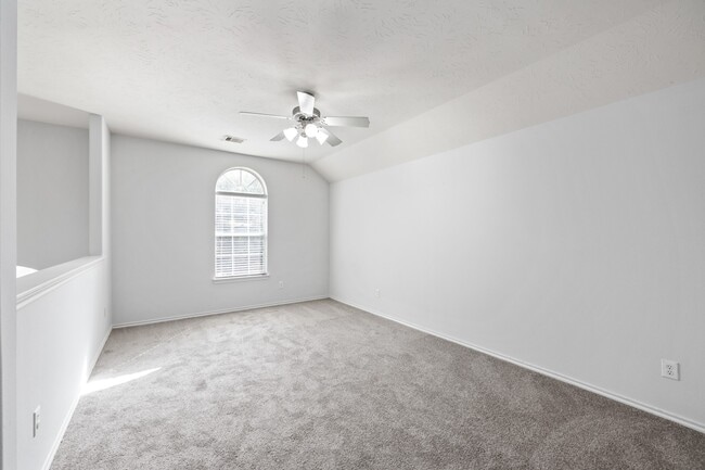 Building Photo - 1946 Hawthorne Brook Ln