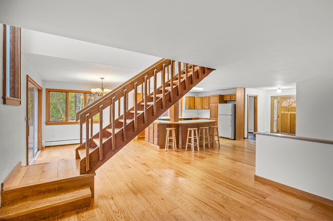 Building Photo - 14 Clearview Terrace