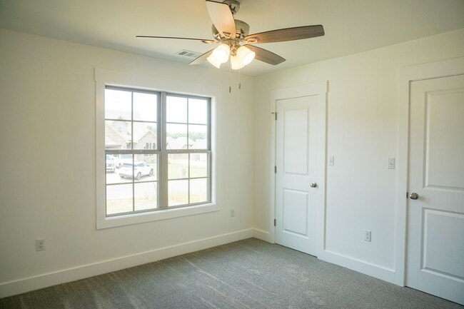 Building Photo - BRAND NEW 4 Bedroom, 2 Bath Home in Nettleton School District!