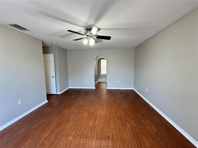 Building Photo - 10 Sawfish Ln
