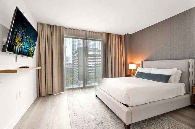 Building Photo - 239 SW 9th St