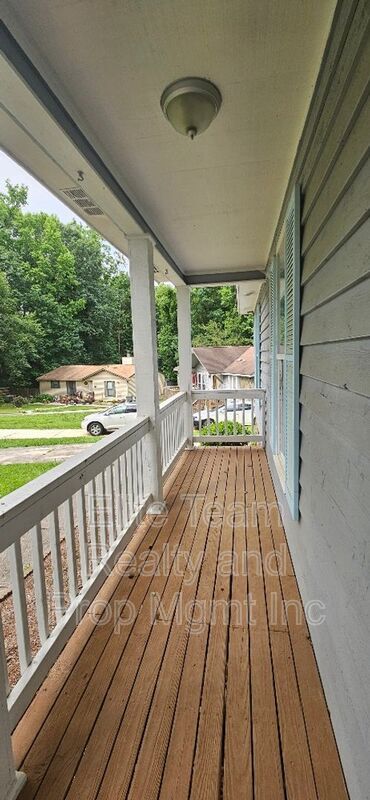 Building Photo - 8106 Tamalpais Ct