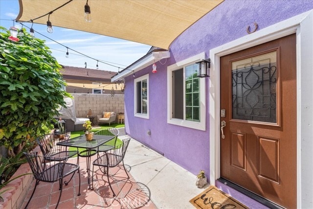 Building Photo - 665 Larimore Ave