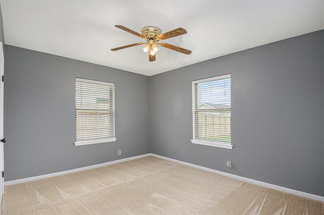 Building Photo - 5924 Walraven Cir