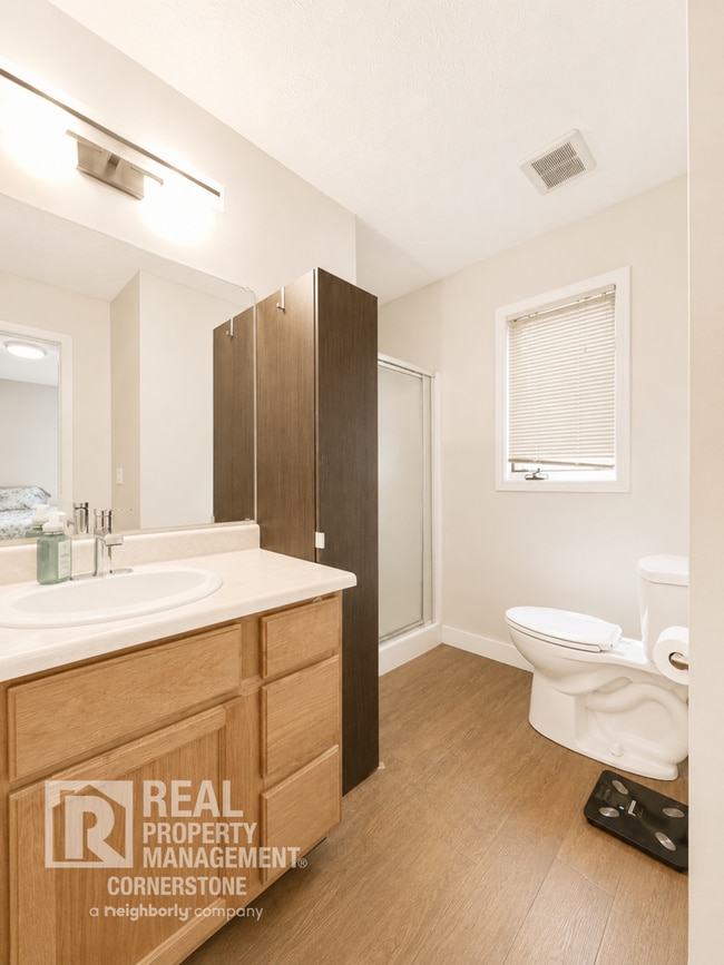Building Photo - Spacious 4BD Home in Orchard Meadows | Finished Basement | Large Backyard