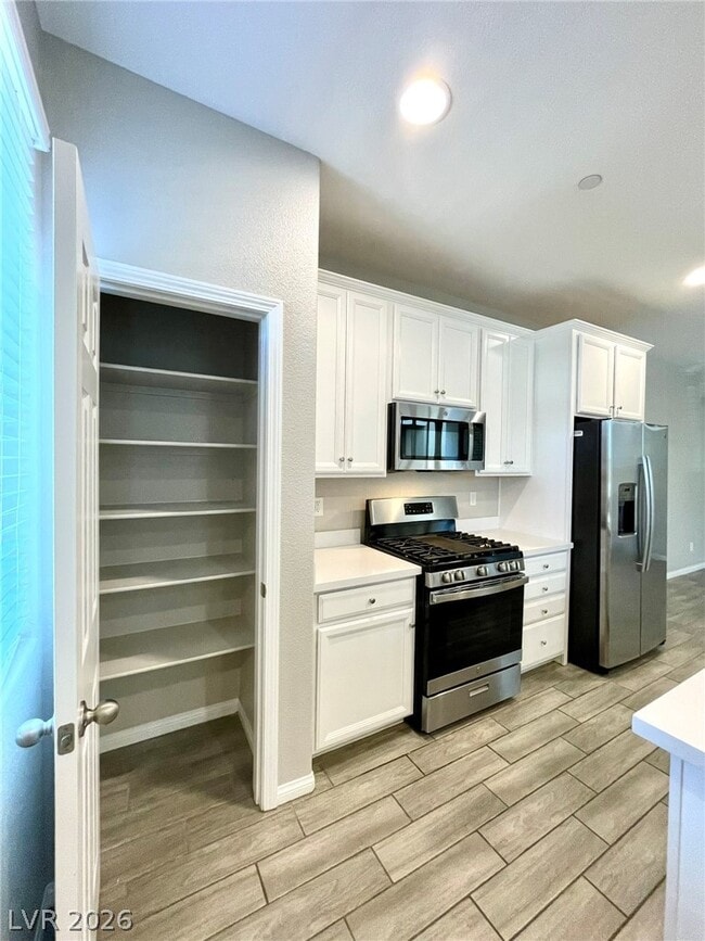 Building Photo - 702 Cottonwood Hl Pl