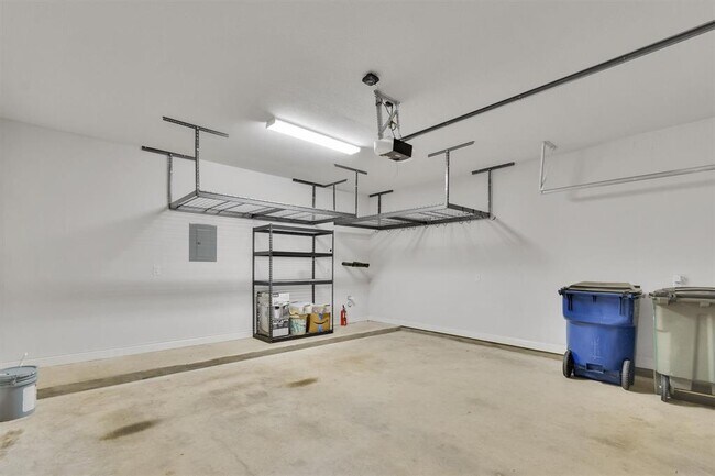 Building Photo - 6928 Donato Pl