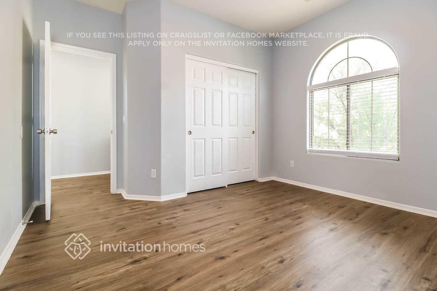 Building Photo - 10237 W Wier Ave