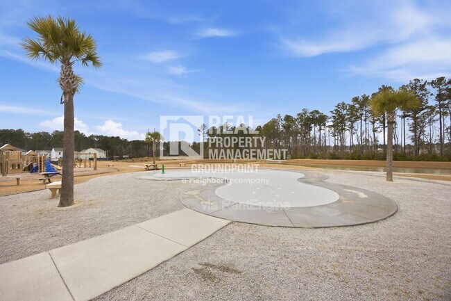 Building Photo - 729 Long Blf Rd