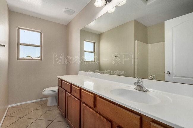 Building Photo - 5215 W Hasan Dr