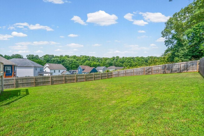 Building Photo - 169 Bonnell Dr