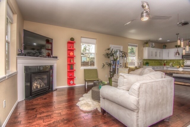 Building Photo - Beautiful 4-Bdr Craftsman with Mt. Views in Sisters!