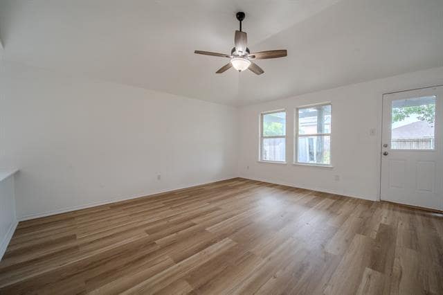 Building Photo - 2037 Cedar Trail
