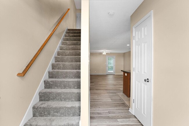 Building Photo - 6694 S Wilson Rd