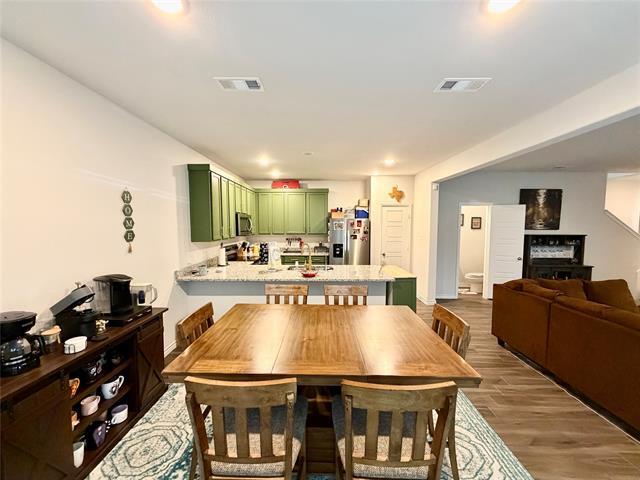 Building Photo - 5664 Shore Point Trl